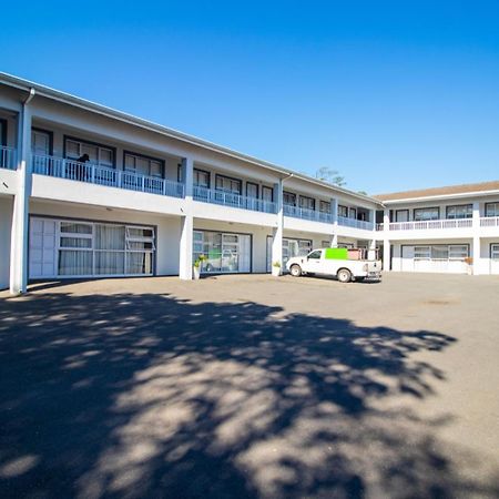 Bayside Hotel Pinetown New Germany Bagian luar foto