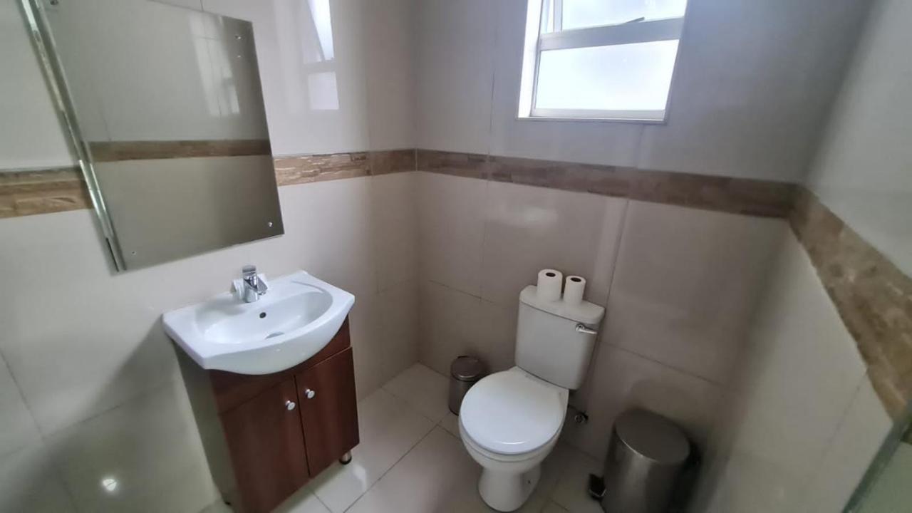 Bayside Hotel Pinetown New Germany Bagian luar foto