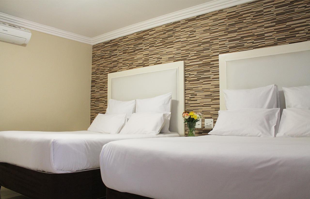 Bayside Hotel Pinetown New Germany Ruang foto