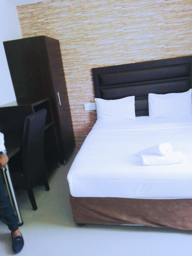 Bayside Hotel Pinetown New Germany Bagian luar foto